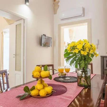Typisches Haus La Storica By Interhome