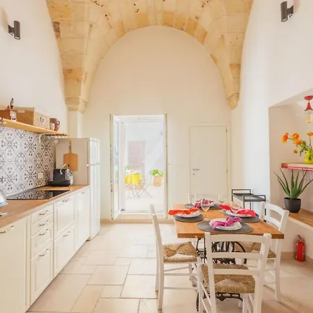 Appartement Typisches Haus La Storica By Interhome