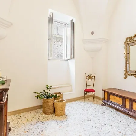 Typisches Haus La Storica By Interhome *